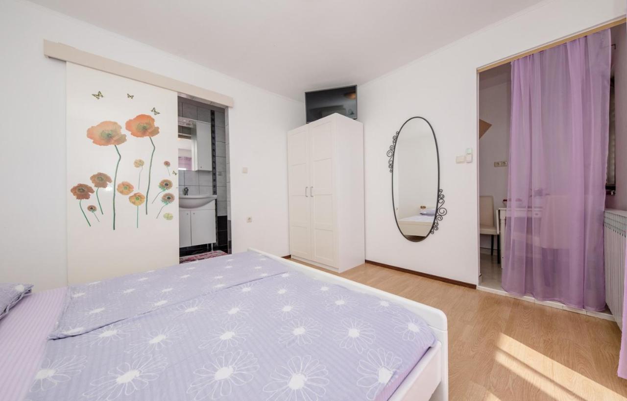 Apartments Makaus Supetarska Draga Exterior photo